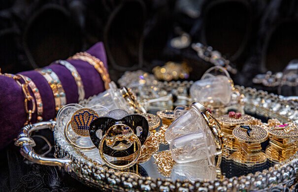 Palm Beach Gardens estate buyers. Updated 2025